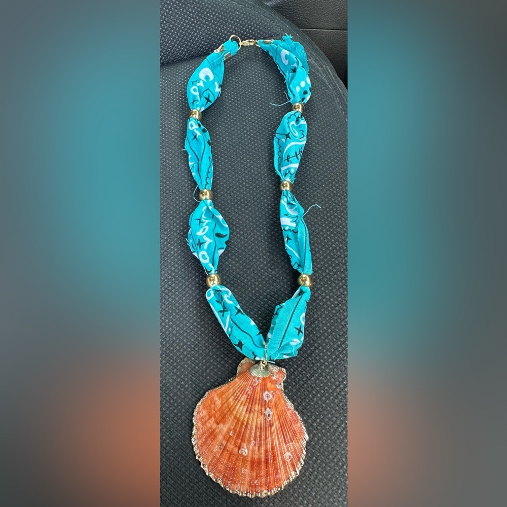 Turquoise and Gold Beaded shell bandana Necklace